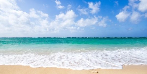 海外旅行で便利な「コート無料預かりサービス」を解説!