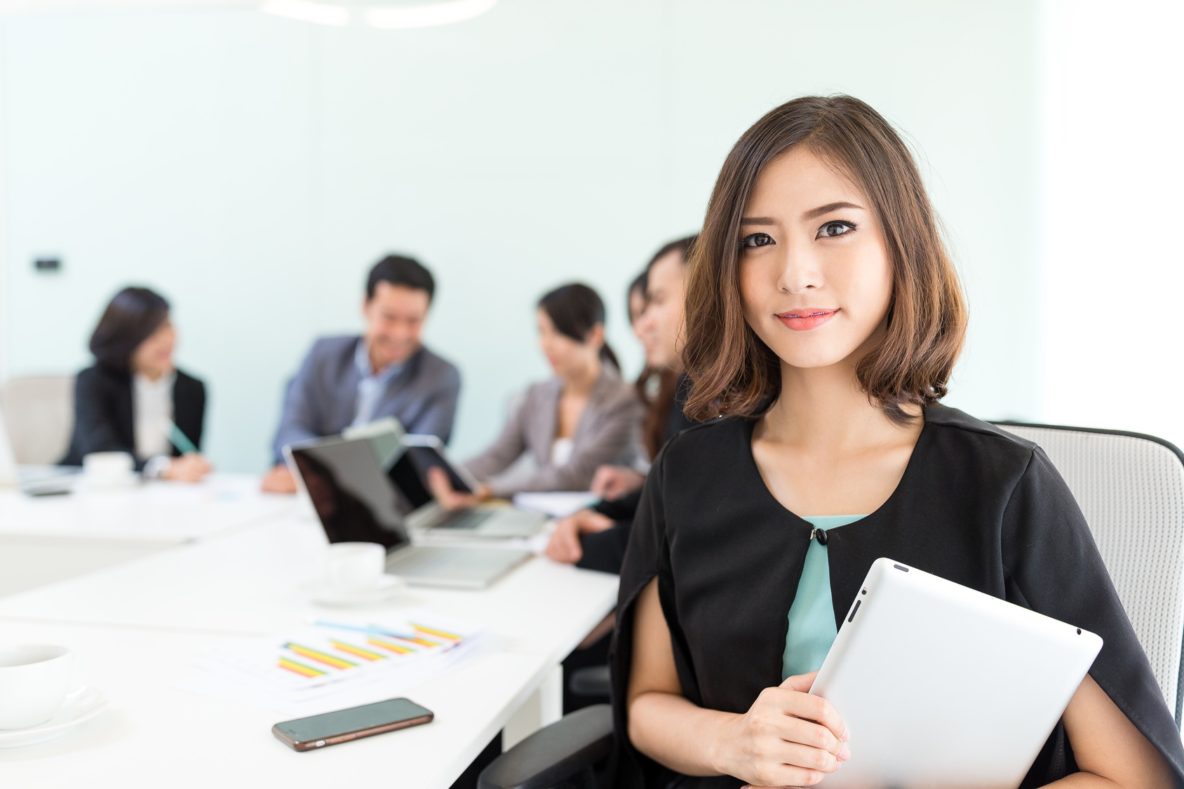 転職12回の男が実践!どんな職場でも通用する会議術