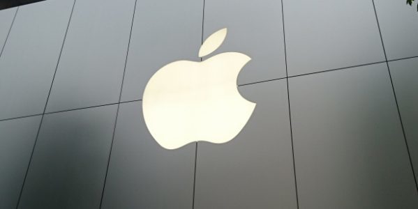 Appleや携帯電話キャリアの保証サービスを解説