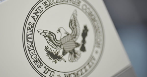 米SECが議決権ルール見直しへ、投資家と衝突の可能性