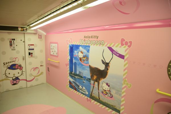 ハローキティ新幹線の撮影スペース