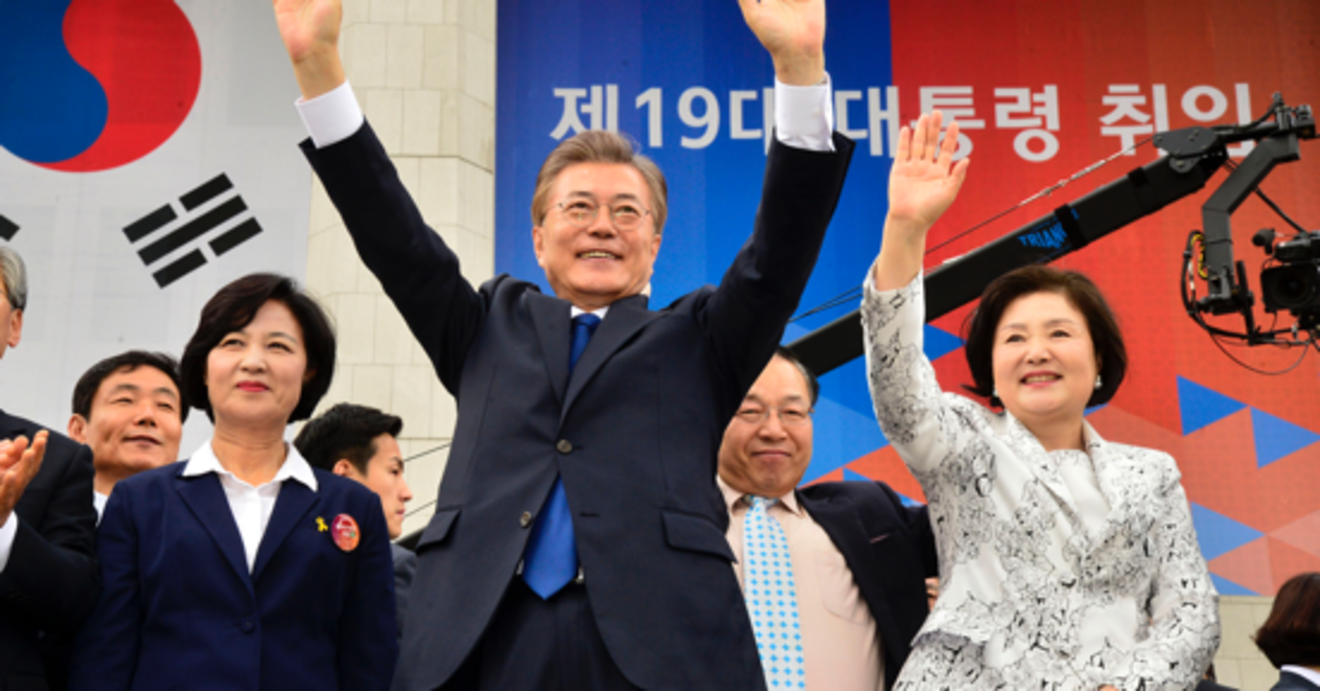 弾劾 ムンジェイン 韓国のムン・ジェイン大統領「反日ブレーン」は“日本人”