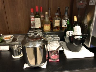 「TIAT LOUNGE」のお酒