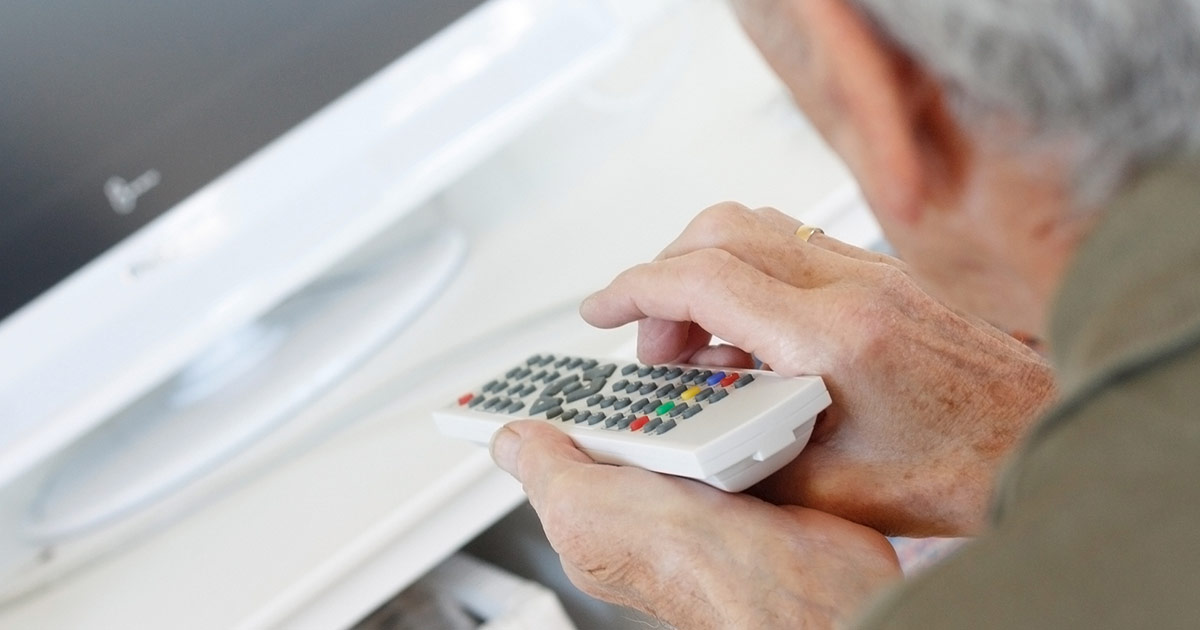 1日に3.5時間以上のテレビ視聴で6年後に記憶力低下?英国の調査から