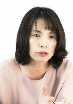 横山氏