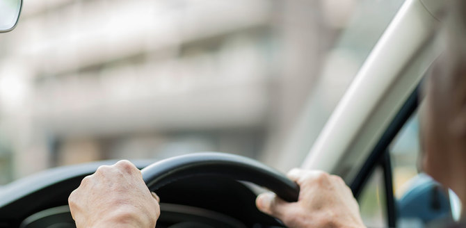 高齢者の運転