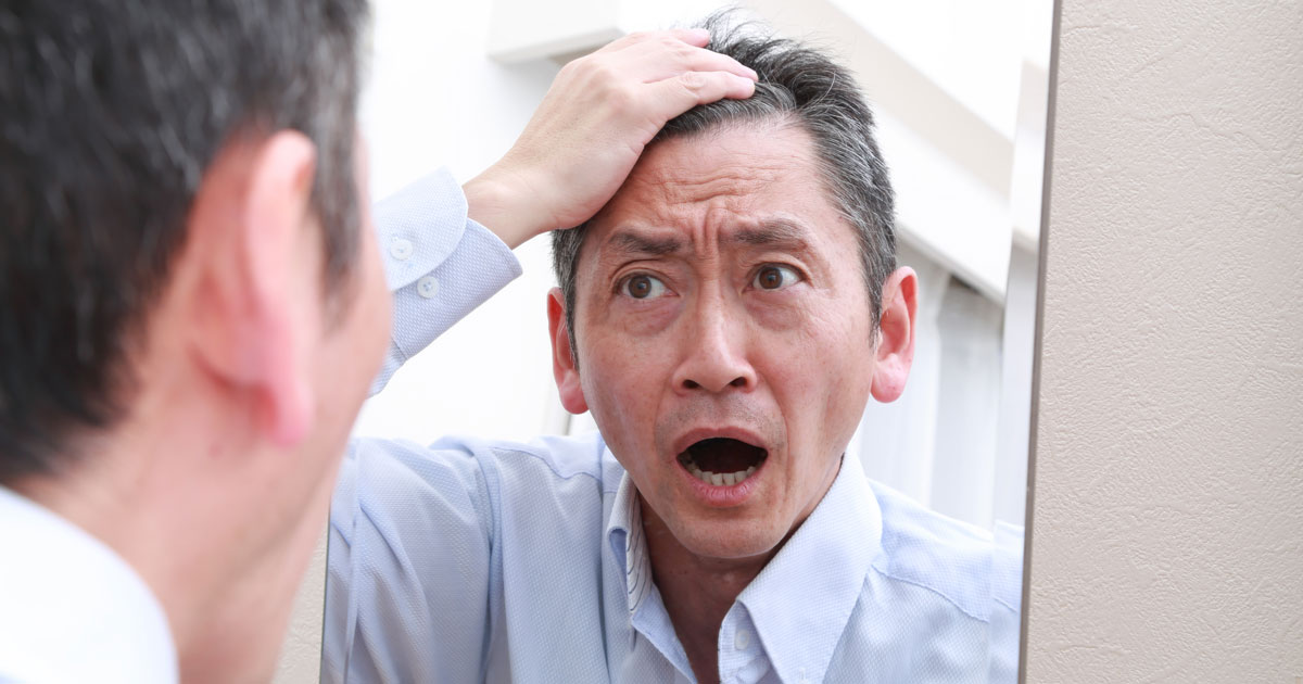 データが証明!「見た目」が老けた人は体の中も老化している!?
