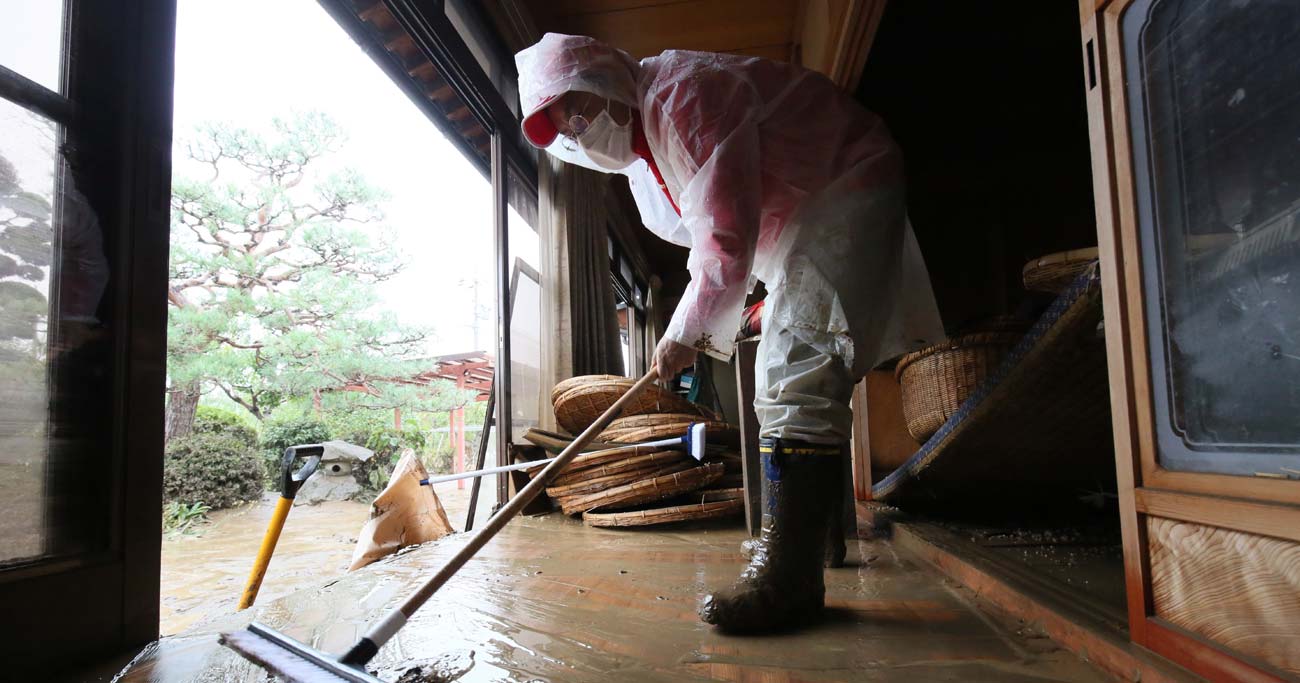 台風被害も火災保険で補償される!意外と知らない被災時のお金の話