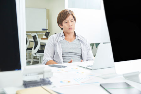 確認や返信を強要しても、人はなかなか変わらない