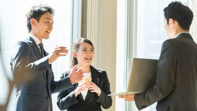 場を盛り上げる人と悪く人の違いとは?
