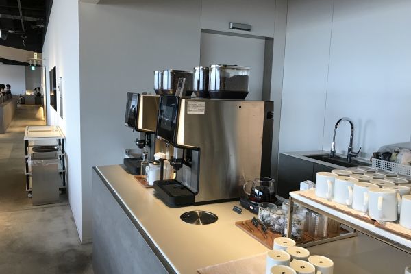 「POWER LOUNGE NORTH」のドリンクカウンター