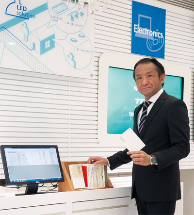 平野義明氏